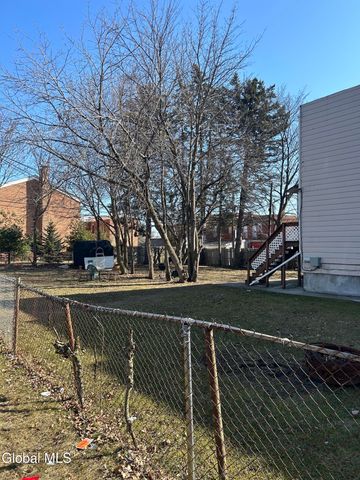 1908 4th Avenue 1S, Watervliet, NY 12189
