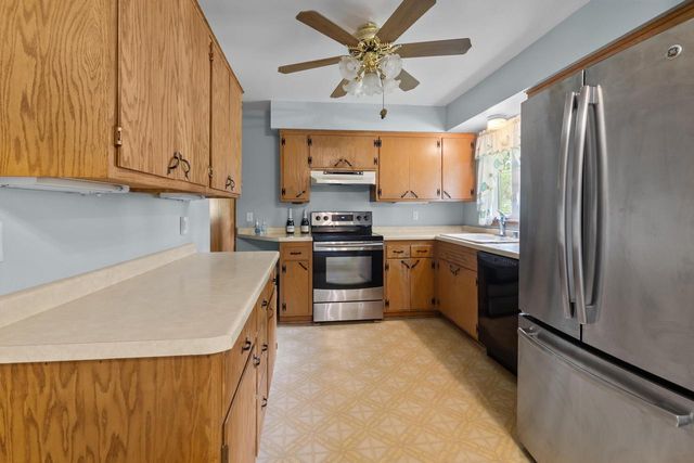 N7694 Rendell DRIVE, Elkhorn, WI 53121