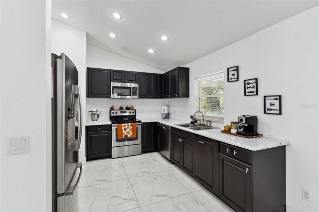 1865 15TH STREET, Orange City, FL 32763