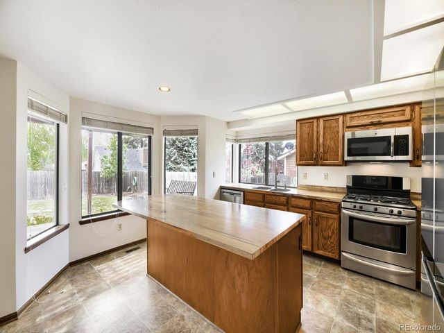 17738 E Crestridge Pl, Centennial, CO 80015
