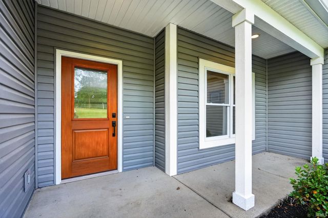 10264 E 975 N, Otterbein, IN 47970