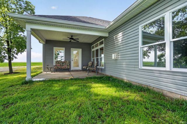 10264 E 975 N, Otterbein, IN 47970