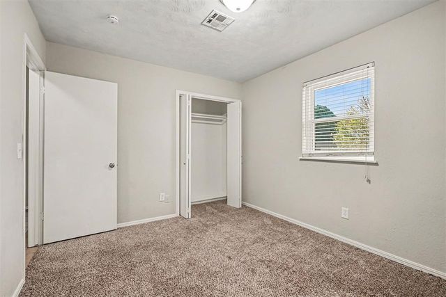 1104 NE 5th Street, Moore, OK 73160