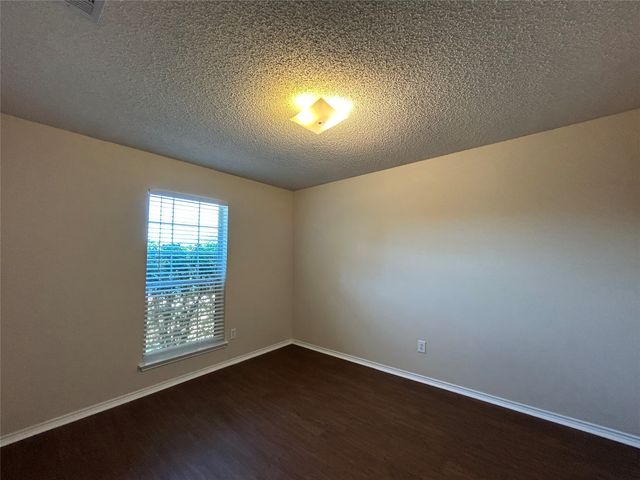 7917 Rattlers Court, Arlington, TX 76002
