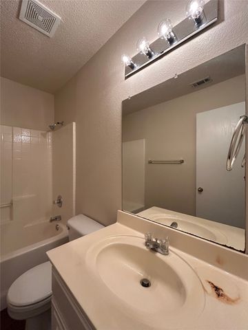 7917 Rattlers Court, Arlington, TX 76002