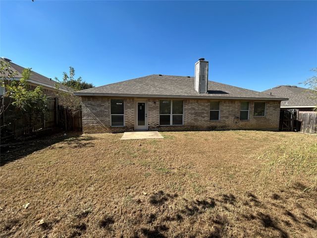 7917 Rattlers Court, Arlington, TX 76002