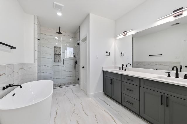 967 Highland Light Lane, Houston, TX 77091
