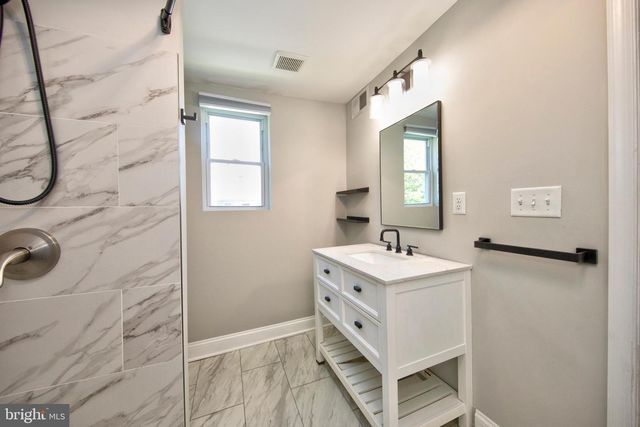 1820 ARBUTUS AVE, Halethorpe, MD 21227