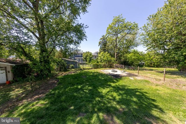1820 ARBUTUS AVE, Halethorpe, MD 21227