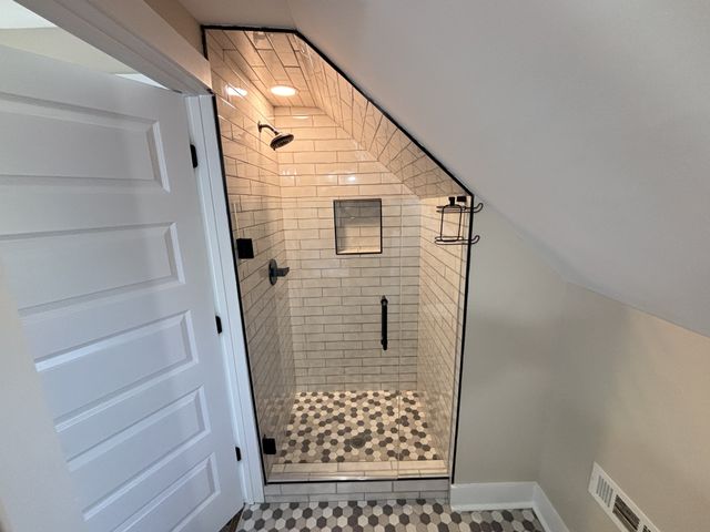 1529 21st Ave, N, Nashville, TN 37208