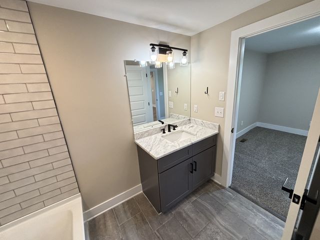 1529 21st Ave, N, Nashville, TN 37208