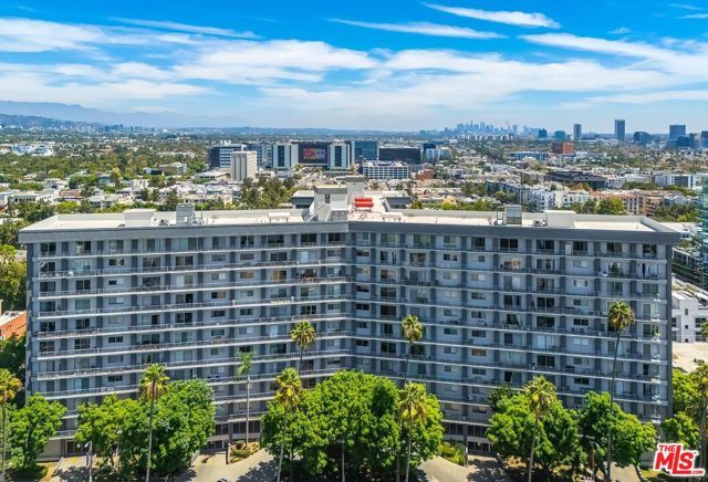 100 S Doheny Drive 313, Los Angeles, CA 90048