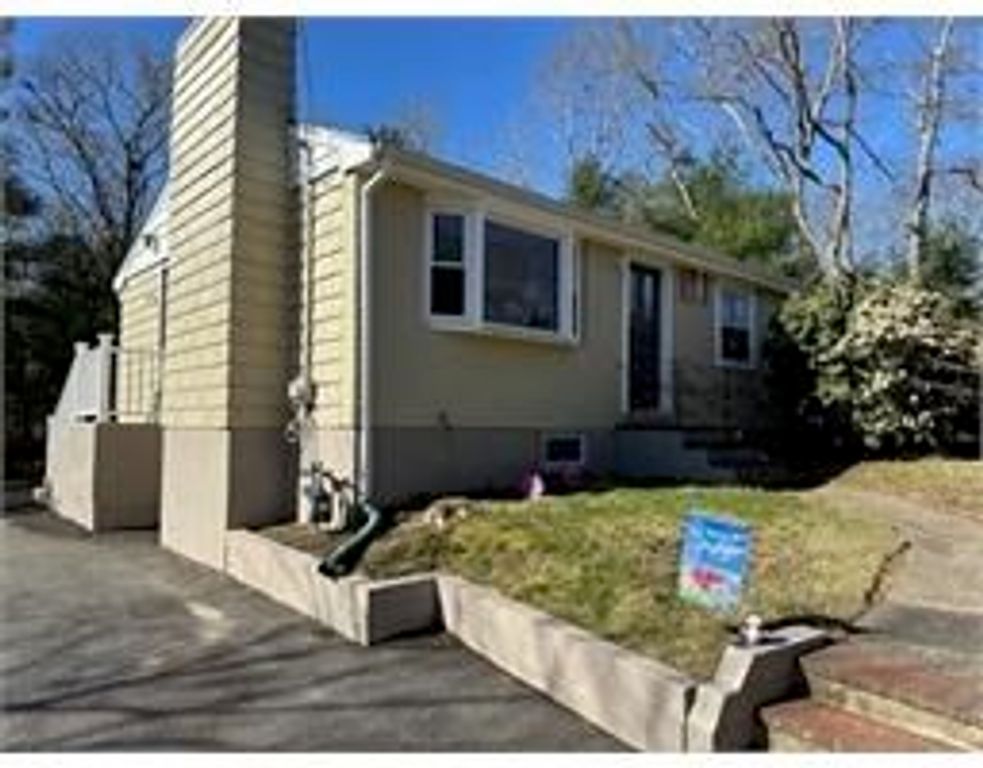 70 Clay Pond Rd B, Bourne, MA 02532