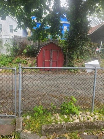 1424 Liberty Ave, Hillside Twp., NJ 07205