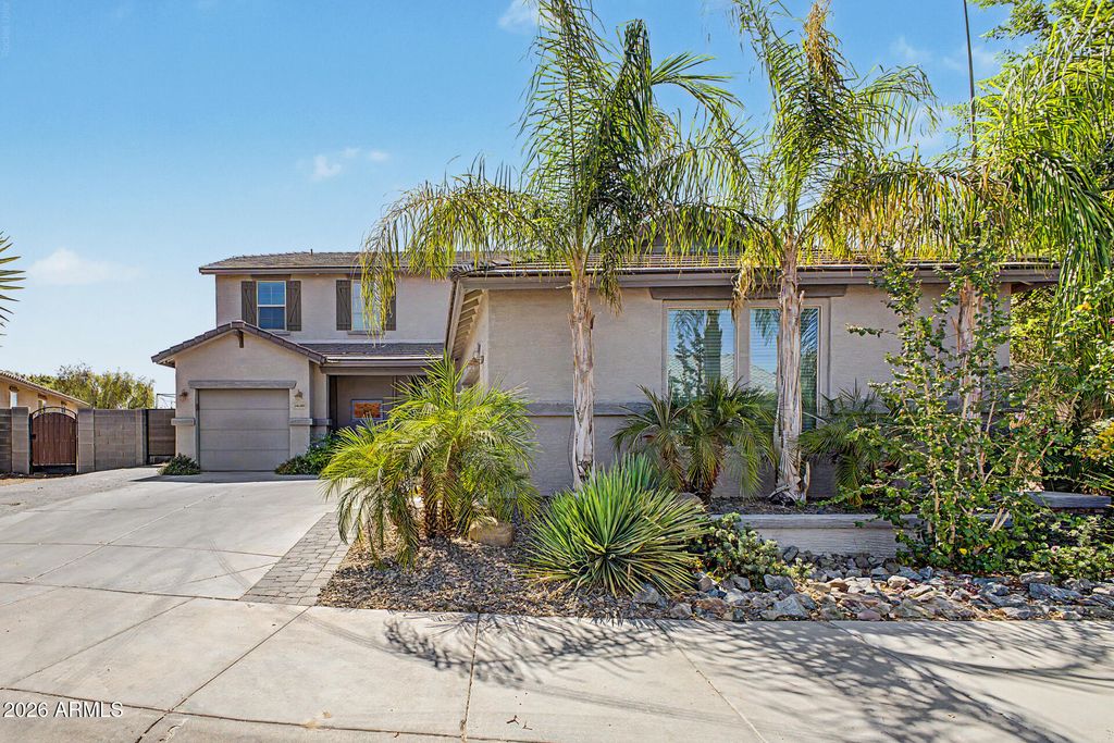 14660 N 158TH Lane, Surprise, AZ 85379 — photo 2