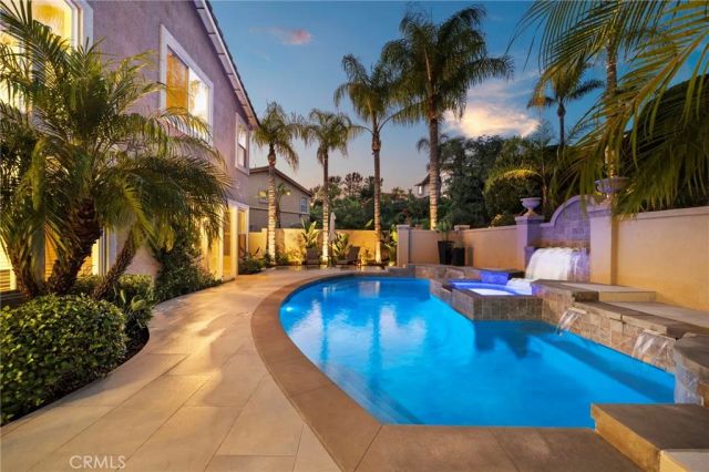 7593 E Endemont Court, Anaheim, CA 92808