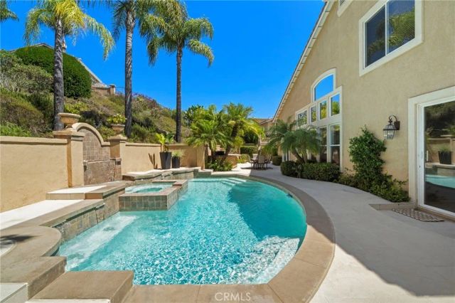 7593 E Endemont Court, Anaheim, CA 92808