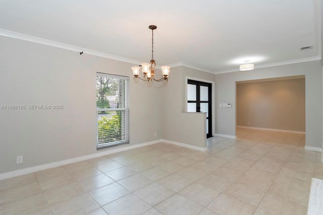 2011 NE 211th St 0, Miami, FL 33179