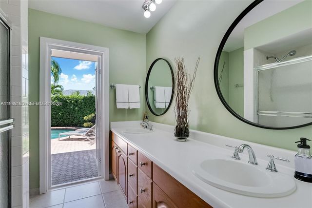 2011 NE 211th St 0, Miami, FL 33179