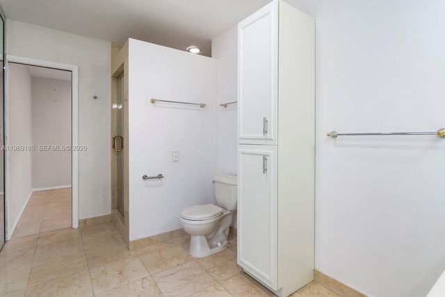 2011 NE 211th St 0, Miami, FL 33179