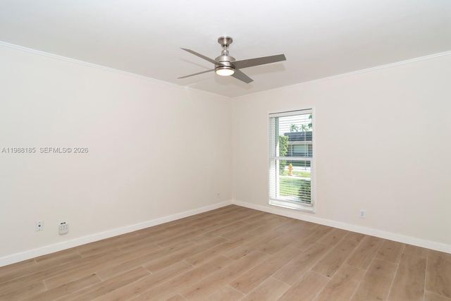 2011 NE 211th St 0, Miami, FL 33179