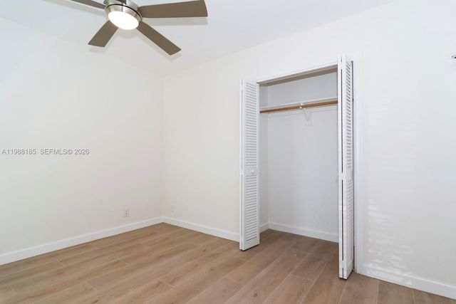 2011 NE 211th St 0, Miami, FL 33179