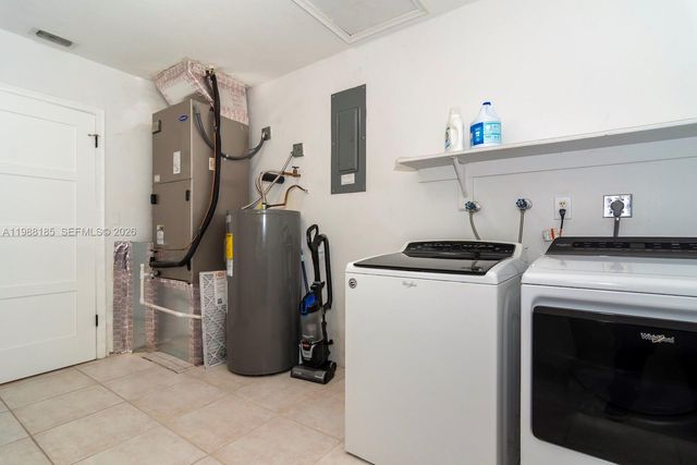 2011 NE 211th St 0, Miami, FL 33179