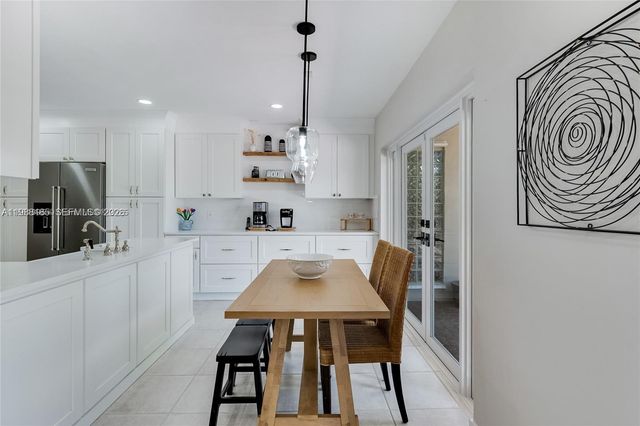 2011 NE 211th St 0, Miami, FL 33179