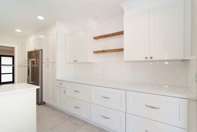 2011 NE 211th St 0, Miami, FL 33179