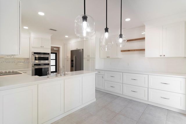 2011 NE 211th St 0, Miami, FL 33179