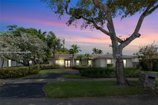 2011 NE 211th St 0, Miami, FL 33179