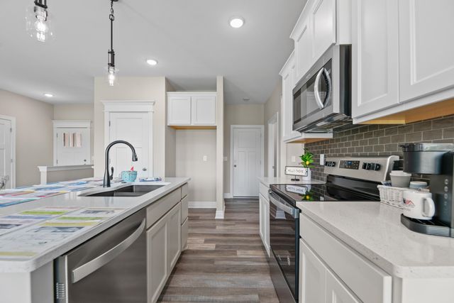 10498 W Wilkinson St, Maize, KS 67101