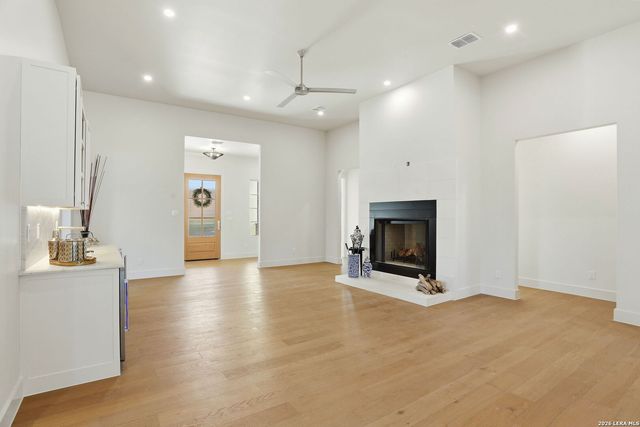 301 tuttle, Terrell Hills, TX 78209