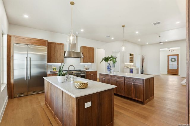 301 tuttle, Terrell Hills, TX 78209