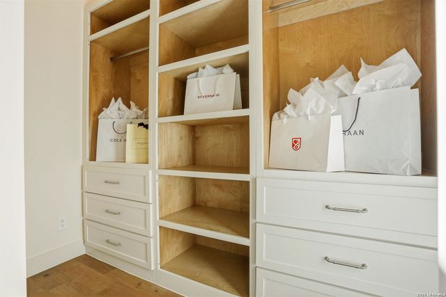 301 tuttle, Terrell Hills, TX 78209