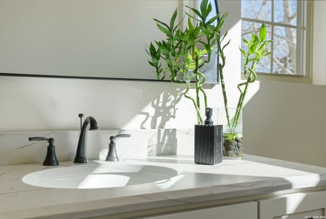 301 tuttle, Terrell Hills, TX 78209