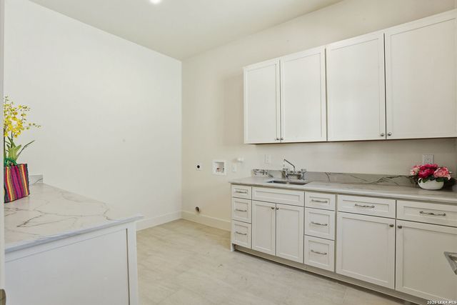 301 tuttle, Terrell Hills, TX 78209