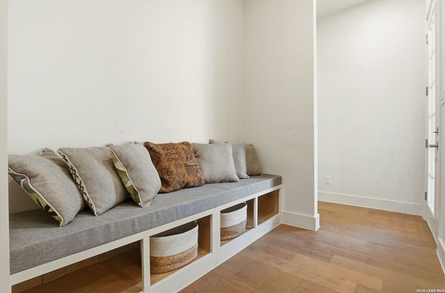 301 tuttle, Terrell Hills, TX 78209