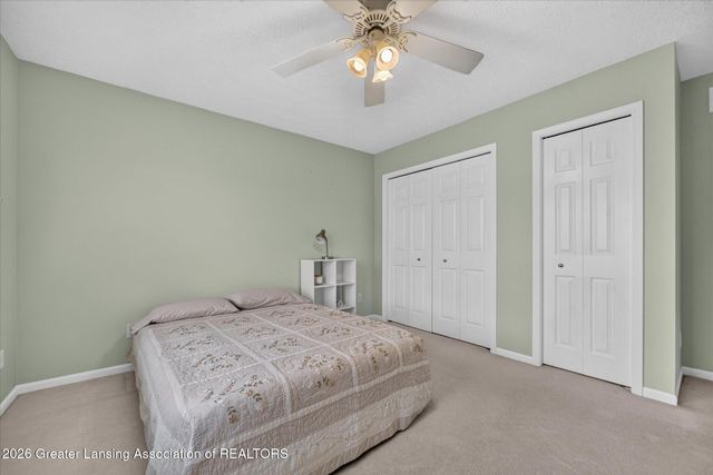 15062 Duxbury Lane, Lansing, MI 48906