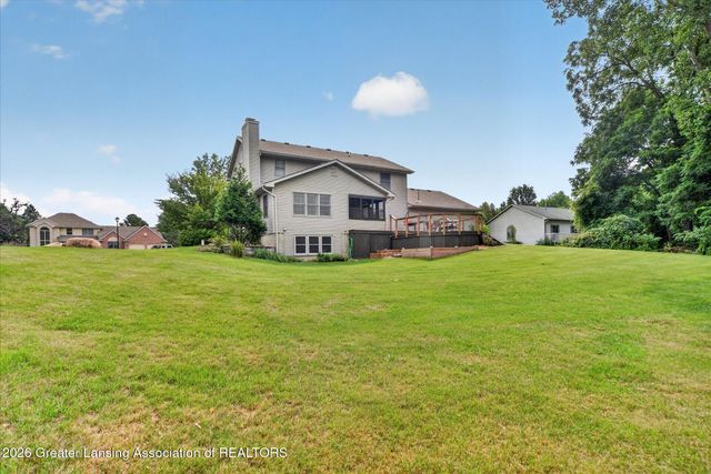 15062 Duxbury Lane, Lansing, MI 48906