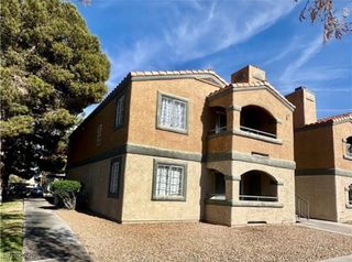 221 Mission Newport Lane 205, Las Vegas, NV 89107