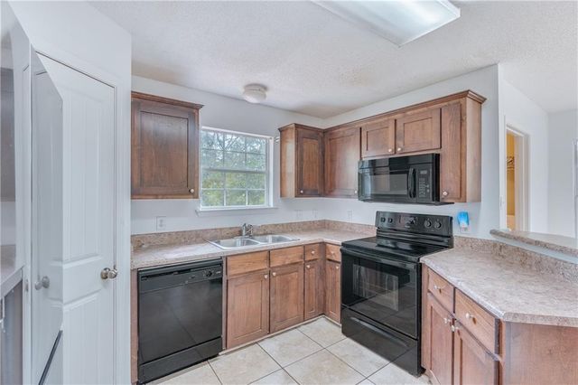 4615 Green Forest Court, Mobile, AL 36618
