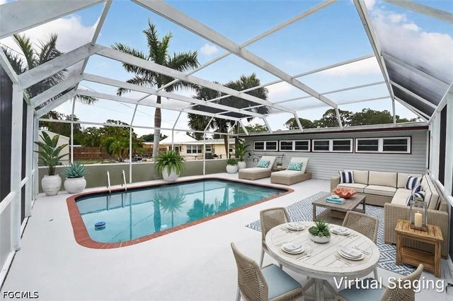 2505 Wood ST, Sarasota, FL 34237