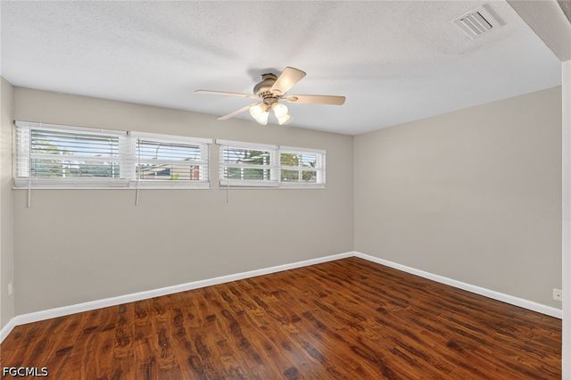2505 Wood ST, Sarasota, FL 34237