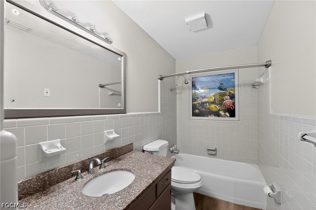 2505 Wood ST, Sarasota, FL 34237