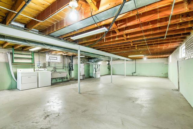 10749 S Rockwell Street, Chicago, IL 60655