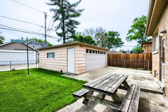 10749 S Rockwell Street, Chicago, IL 60655
