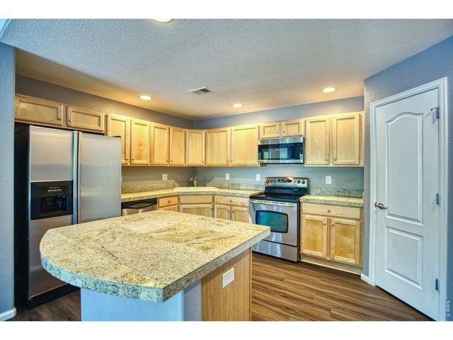 2239 Calais Dr 11B, Longmont, CO 80504