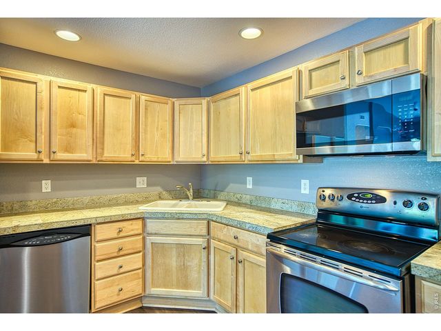 2239 Calais Dr 11B, Longmont, CO 80504