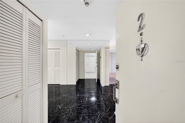 770 S PALM AVENUE PH2, Sarasota, FL 34236